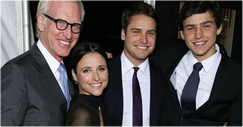 julia louis-dreyfus family|julia louis dreyfus parents wealth.